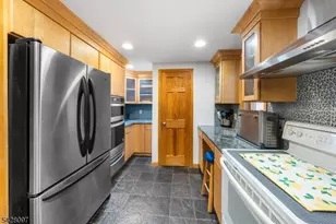 615 Lincoln Park, Cranford Township, NJ 07016 - Photo 3