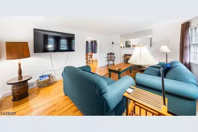 615 Lincoln Park, Cranford Township, NJ 07016 - Photo 7