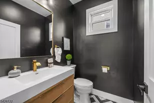 10 Marilyn Pl, Clifton, NJ 07011 - Photo 15