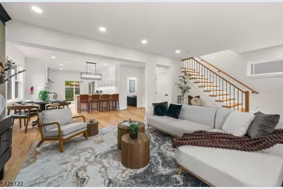 10 Marilyn Pl, Clifton, NJ 07011 - Photo 7