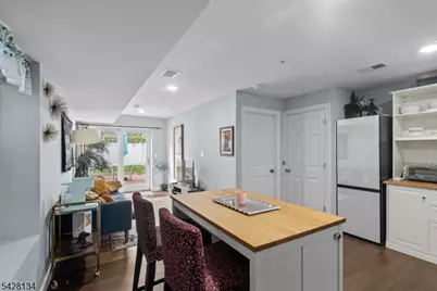 267 S 10th St, Newark, NJ 07103 - Photo 35