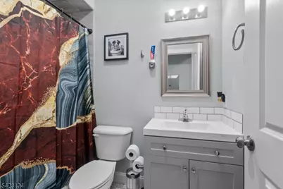 267 S 10th St, Newark, NJ 07103 - Photo 9