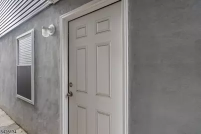 267 S 10th St, Newark, NJ 07103 - Photo 37
