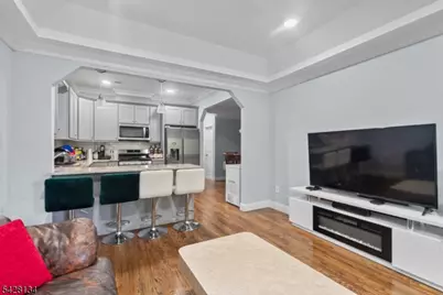 267 S 10th St, Newark, NJ 07103 - Photo 17