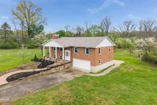 34 Berk Ln, Lebanon Township, NJ 08826 - Photo 3