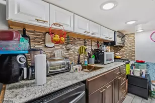 11 Tichenor Terrace, Irvington, NJ 07111 - Photo 29