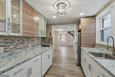 11 Tichenor Ter, Irvington, NJ 07111 - Photo 11