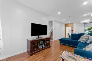 37 Emmet St, Newark, NJ 07114 - Photo 9