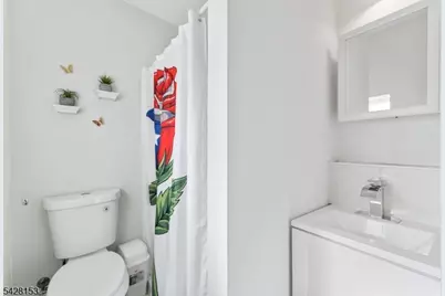 37 Emmet St, Newark, NJ 07114 - Photo 19