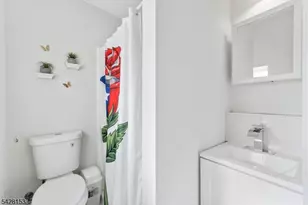37 Emmet St, Newark, NJ 07114 - Photo 19