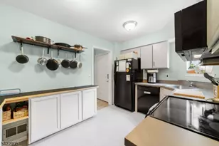 3408 Richmond Ct, Hillsborough Township, NJ 08844 - Photo 5