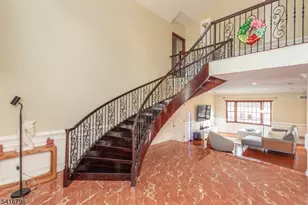 35 Waughaw Rd, Montville Township, NJ 07082 - Photo 3