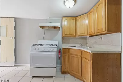 813 20th St, Union City, NJ 07087 - Photo 35