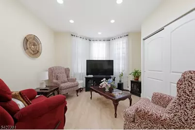 813 20th St, Union City, NJ 07087 - Photo 3