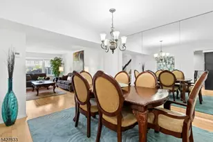 44 Tisbury Ct, Scotch Plains Township, NJ 07076 - Photo 9