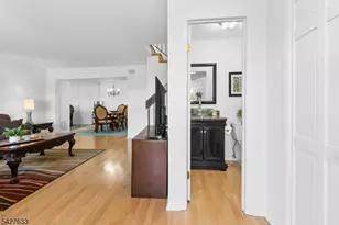 44 Tisbury Ct, Scotch Plains Township, NJ 07076 - Photo 13