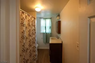58 N Main St, Flemington, NJ 08822 - Photo 7