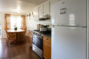 58 N Main St, Flemington, NJ 08822 - Photo 5