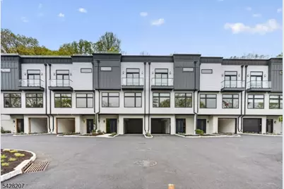 522 Valley Rd #2, Clifton, NJ 07013 - Photo 1