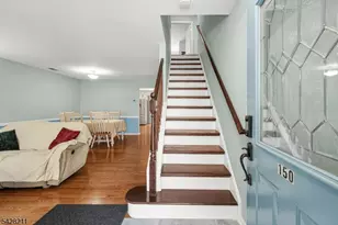 150 Nantwich Ct, Franklin Township, NJ 08873 - Photo 3