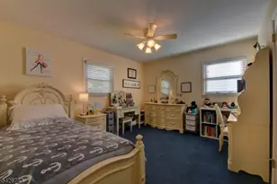 25 Debbie Ct, Wayne, NJ 07470 - Photo 17