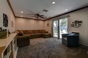 25 Debbie Ct, Wayne, NJ 07470 - Photo 13