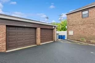 678 Bloomfield Ave, West Caldwell, NJ 07006 - Photo 5