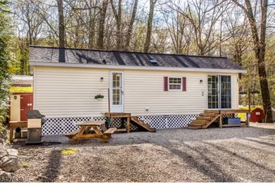 131 Sycamore Village, Vernon Twp., NJ 07461 - Photo 7