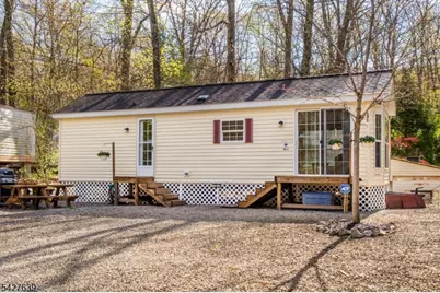 131 Sycamore Village, Vernon Twp., NJ 07461 - Photo 5