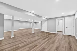85 Pleasant Ave, Fanwood, NJ 07023 - Photo 27
