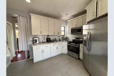 276 Morris Ave #3, Elizabeth, NJ 07208 - Photo 3