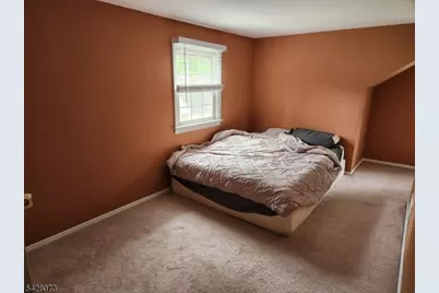 34 Como Dr, Franklin Township, NJ 08873 - Photo 7