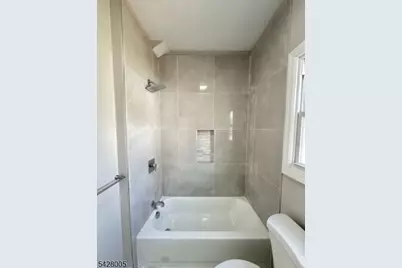 105 S 7th St, Newark, NJ 07107 - Photo 23