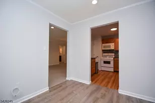33 Crestview Ln, Mount Arlington, NJ 07856 - Photo 13