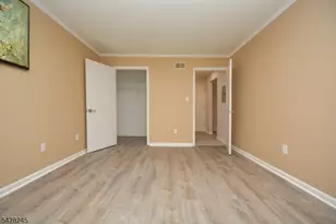 33 Crestview Ln, Mount Arlington, NJ 07856 - Photo 15