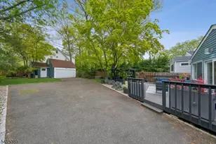61 Burnett Terrace, Maplewood, NJ 07040 - Photo 37