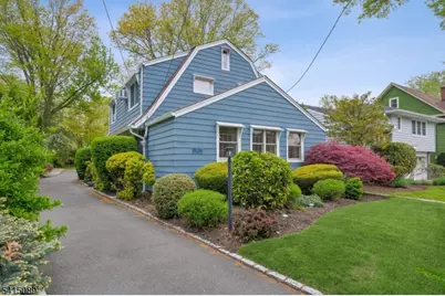 61 Burnett Ter, Maplewood, NJ 07040 - Photo 3