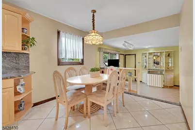 184 Stonehenge Ter, Clark Township, NJ 07066 - Photo 17