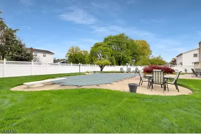 184 Stonehenge Ter, Clark Township, NJ 07066 - Photo 43