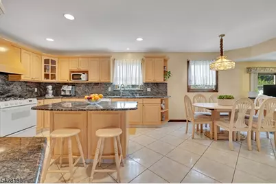 184 Stonehenge Ter, Clark Township, NJ 07066 - Photo 13