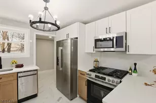 74 Lindsley Ave, Newark, NJ 07106 - Photo 11