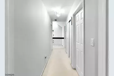 94 Edgefield Dr, Parsippany, NJ 07950 - Photo 21