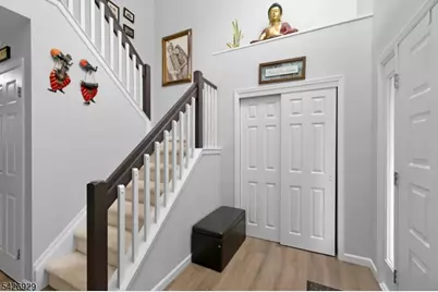 94 Edgefield Dr, Parsippany, NJ 07950 - Photo 5
