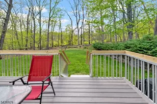 94 Edgefield Dr, Parsippany, NJ 07950 - Photo 43