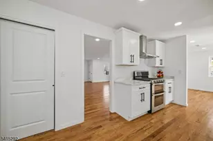 207 Lake Shore Dr, Parsippany, NJ 07034 - Photo 17