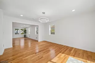 207 Lake Shore Dr, Parsippany, NJ 07034 - Photo 11