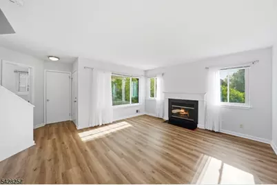 111 Dorset Ct, Hillsborough Township, NJ 08844 - Photo 9