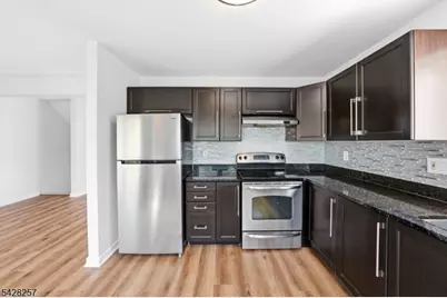 111 Dorset Ct, Hillsborough Township, NJ 08844 - Photo 17