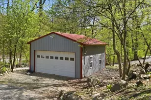 41 Crescent Dr, Byram Township, NJ 07821 - Photo 17