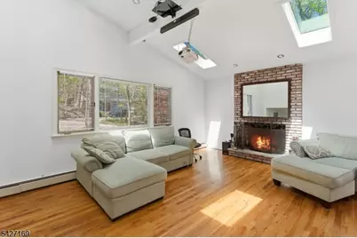 41 Crescent Dr, Byram Township, NJ 07821 - Photo 7
